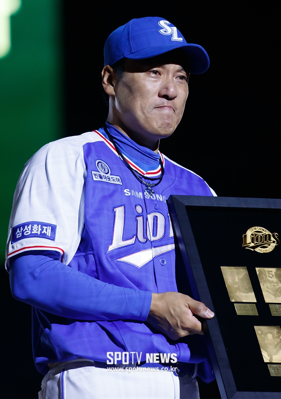 [포토S] 은퇴 이승엽, '라이온킹'의 뜨거운 눈물