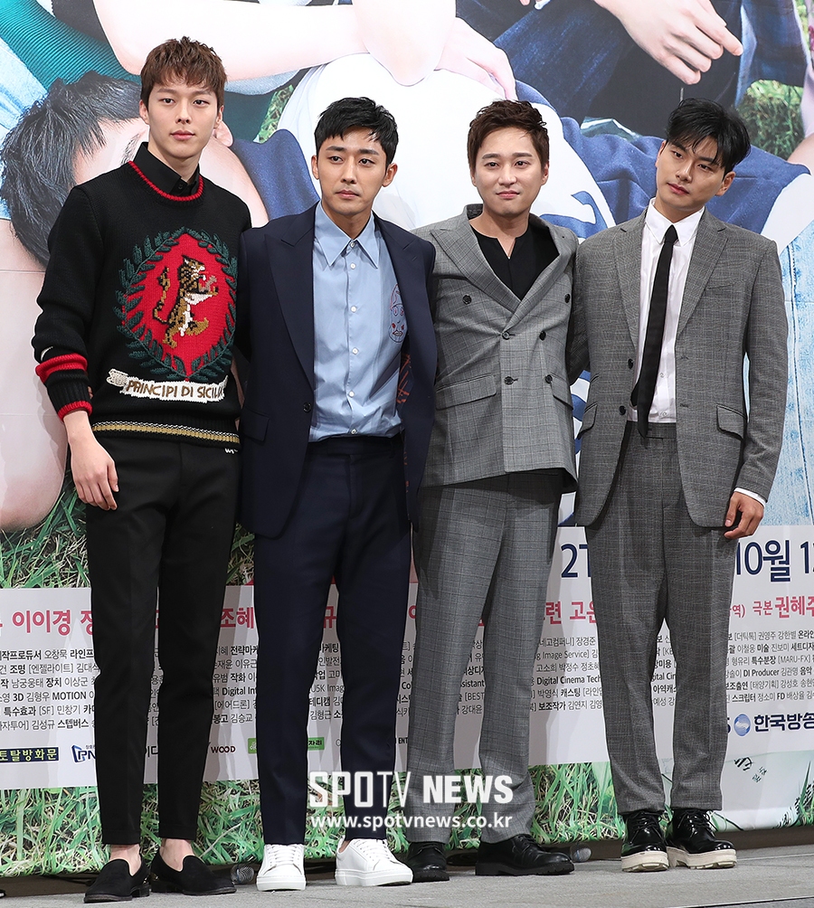 [포토S] 장기용-손호준-허정민-이이경, 꽃미남 브라더스!