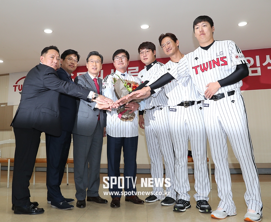 [포토S] '삼성 30년 근속' LG 류중일 감독의 새로운 도전