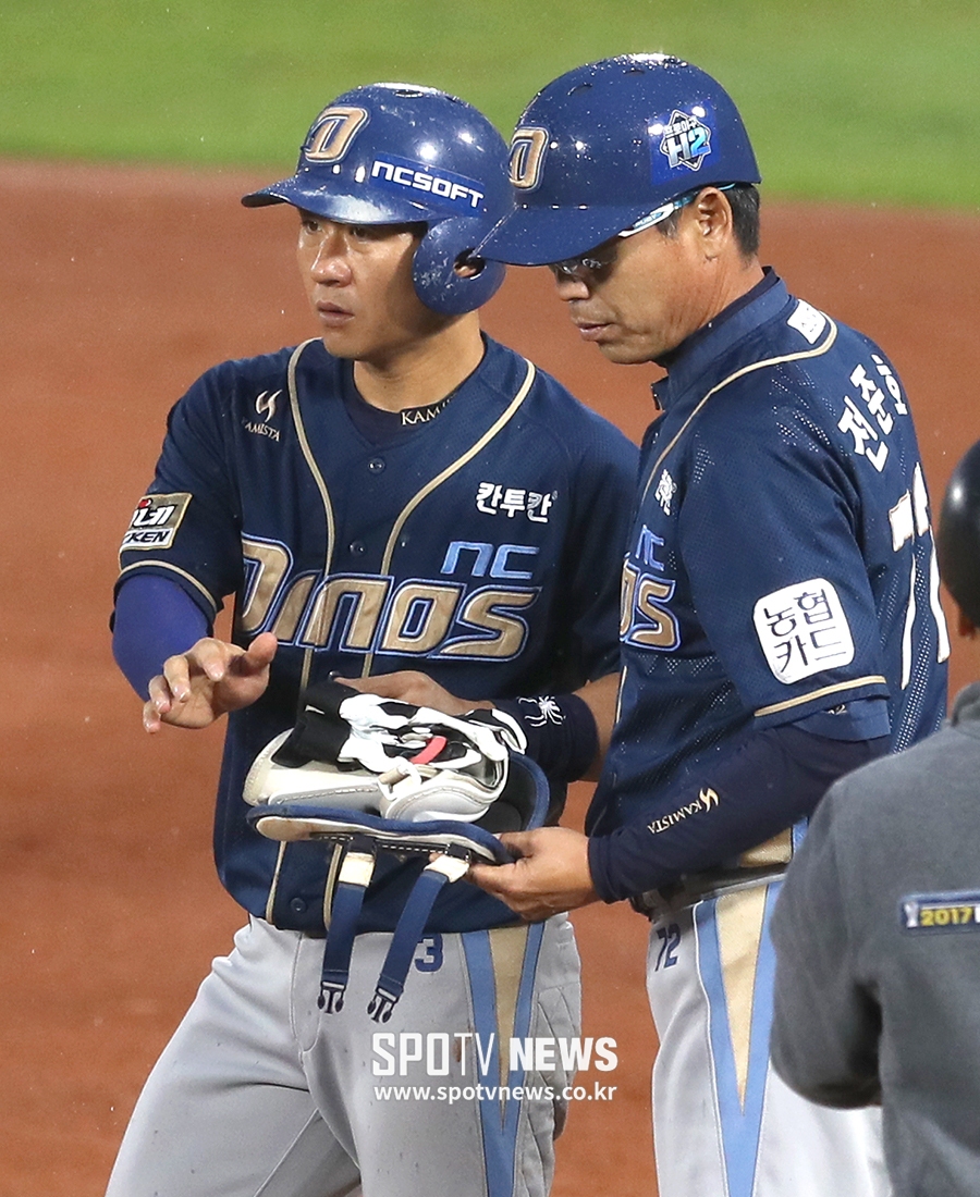 [포토S] 손시헌, 3안타 2타점 맹활약