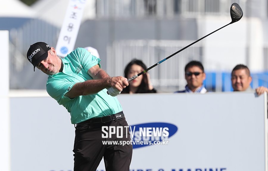 [THE CJ CUP] 로프 팜플링, '노련하게'
