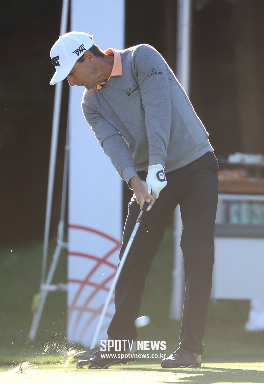 [THE CJ CUP] 찰스 하웰 3세, 역전을 노리며