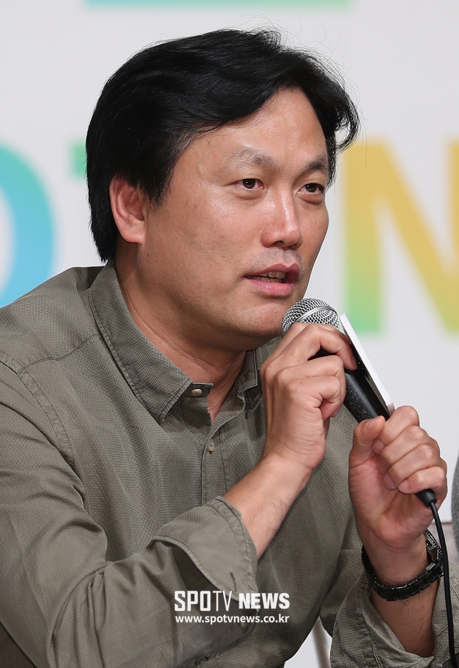 [포토S] '더 유닛'의 한경천 CP