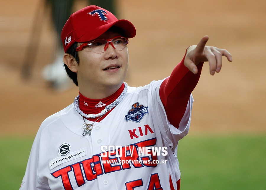 [포토S] 완봉승 양현종, '우승을 행해 가겠습니다'