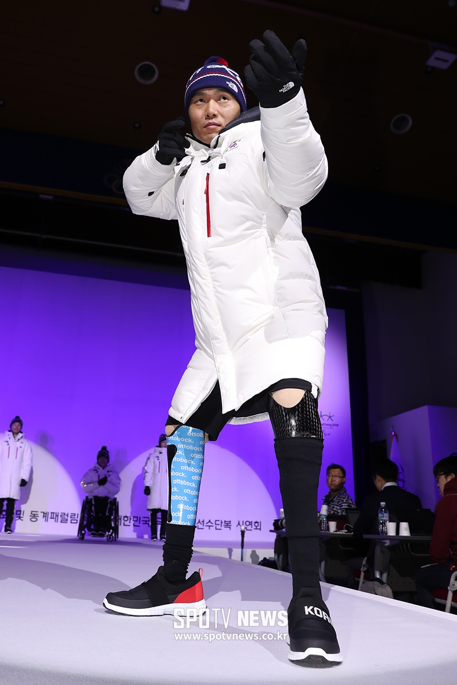 [포토S] 노르딕스키 신의현, 단복 입고 멋지게