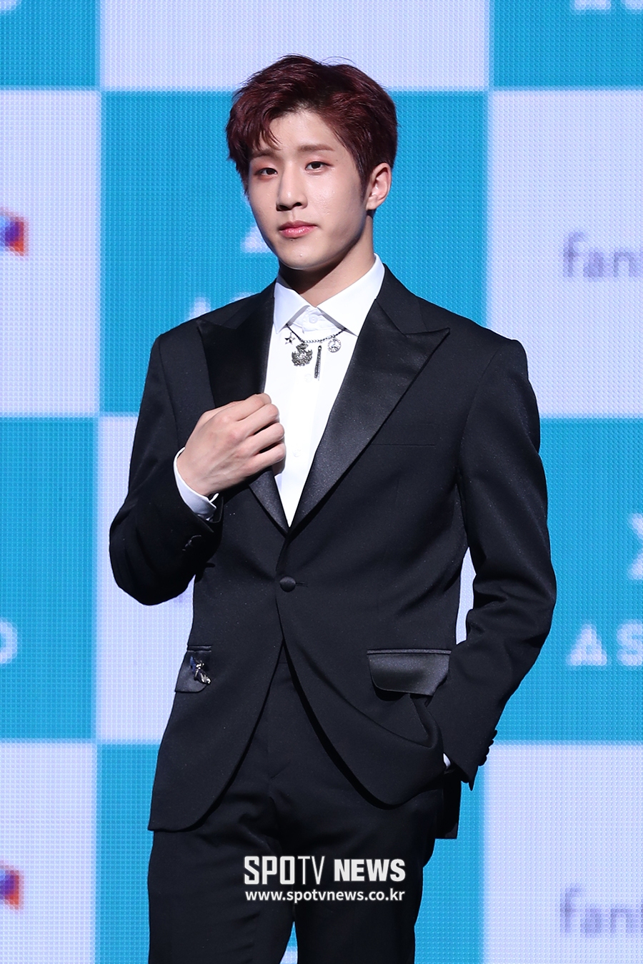 [포토S] 아스트로 진진, 무쌍 눈매가 포인트!