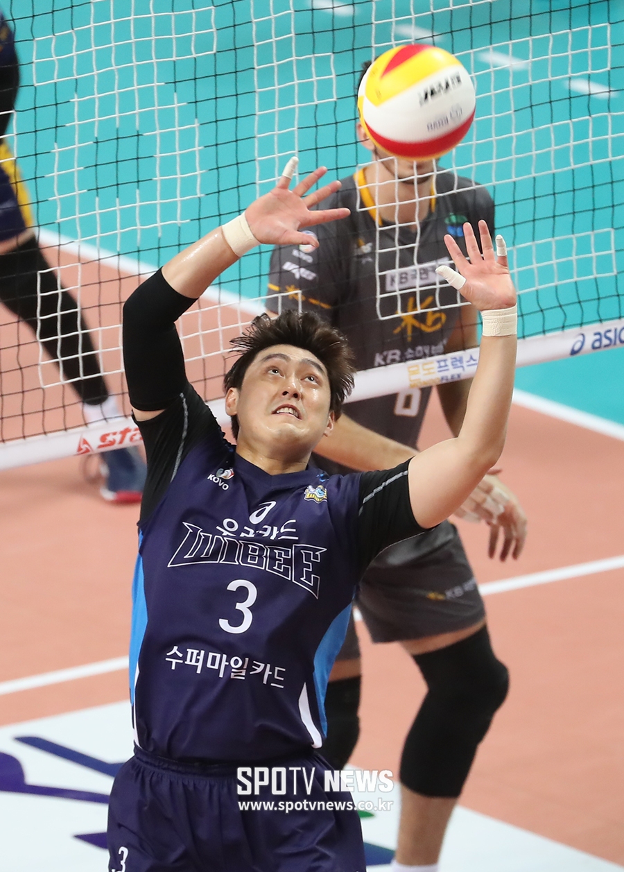 [포토S] 유광우, 다이내믹 토스