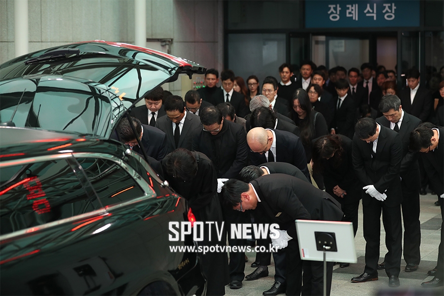 [포토S] 고 김주혁 마지막 가는 길