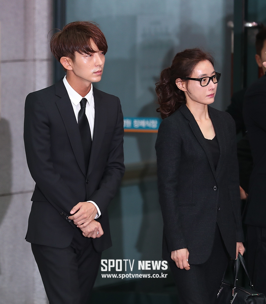 [포토S] 이준기-도지원, 고 김주혁을 떠나보내며
