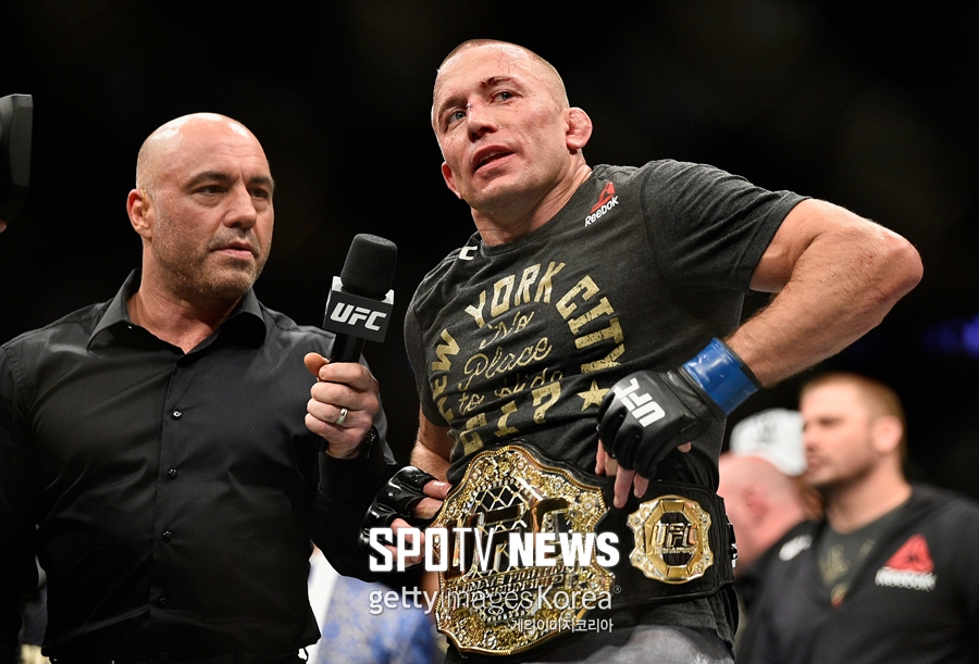 생피에르 UFC 복귀전 승리…캐나다 총리도 축하 메시지