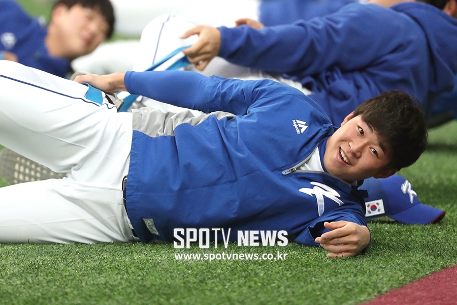 [포토S] 안익훈, 훈련은 즐겁게