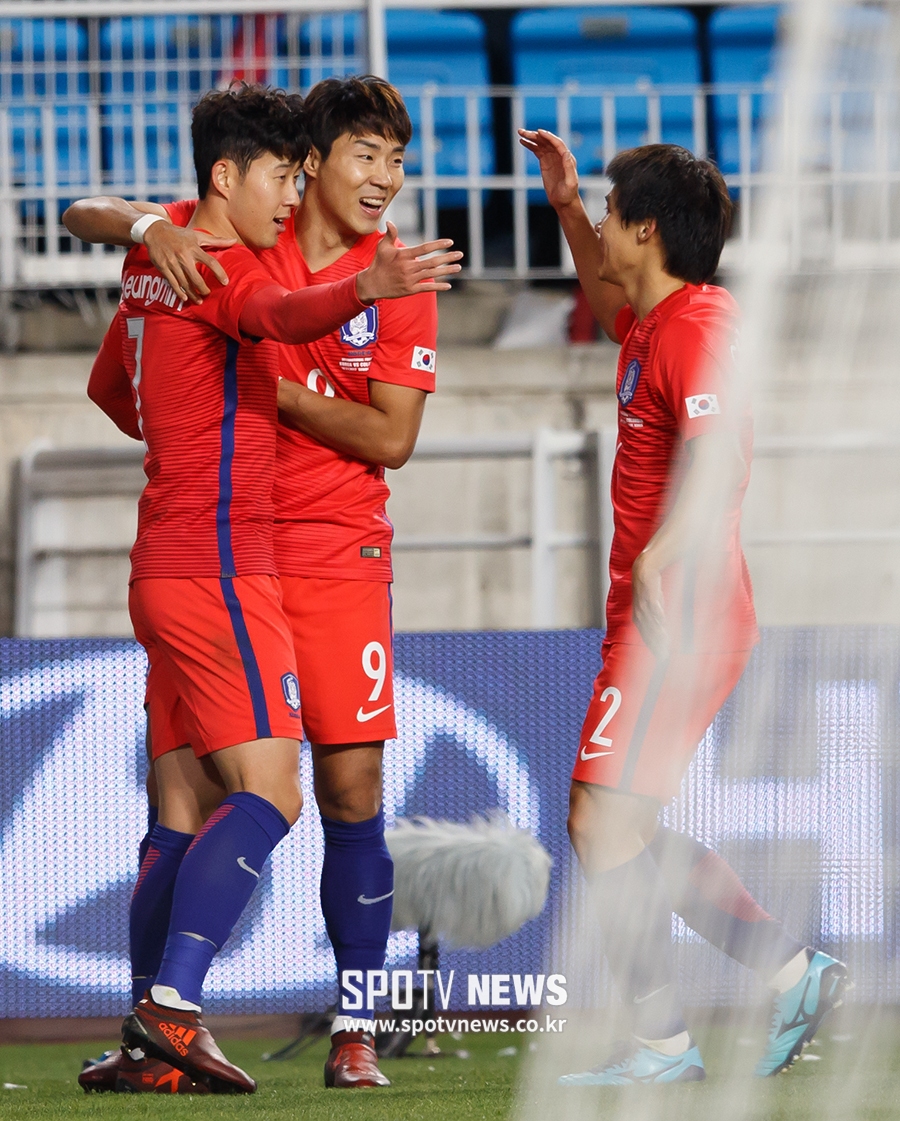 [포토S] 손흥민, '멀티골로 앞서간다'