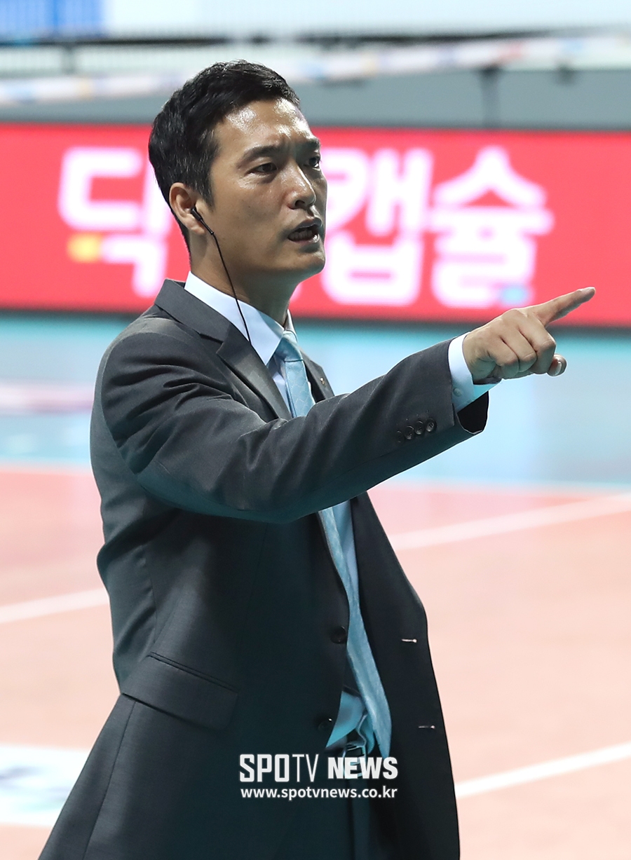 [포토S] 김상우 감독, '조커 준비'