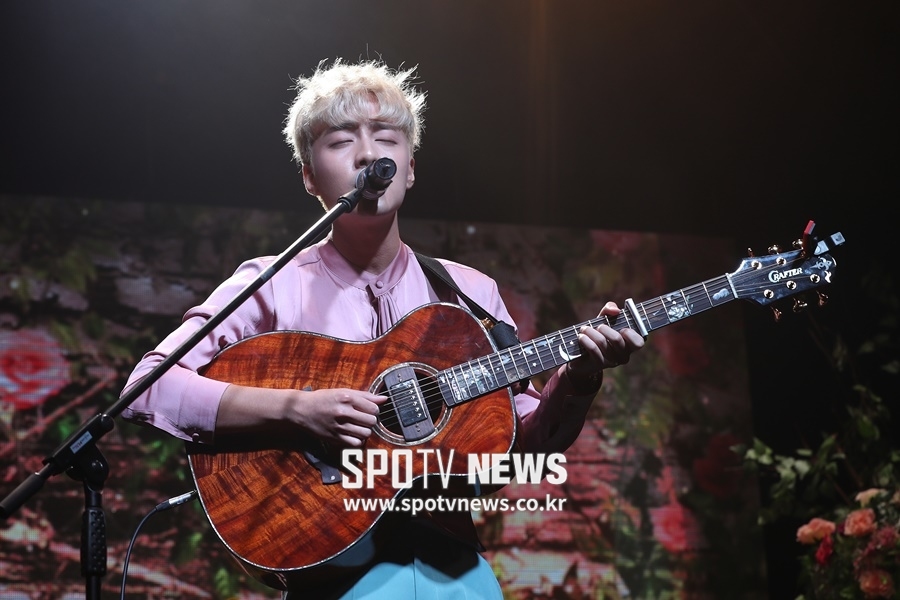 로이킴 콘서트 '로블리'…전석 매진으로 '티켓 파워' 증명