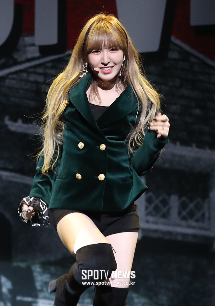 [포토S] 무대 펼치는 레드벨벳 웬디