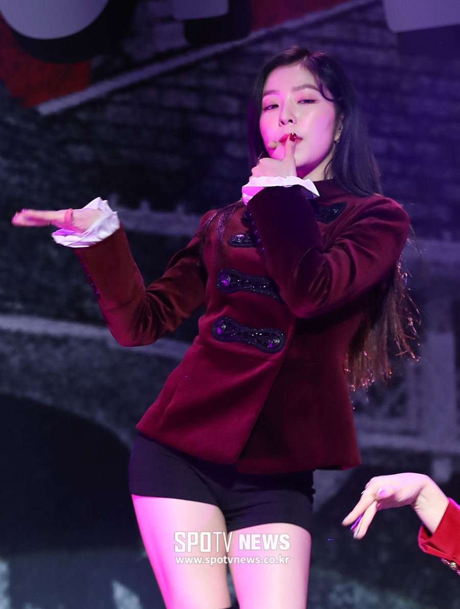 [포토S] 아이린, '남심' 녹이는 표정