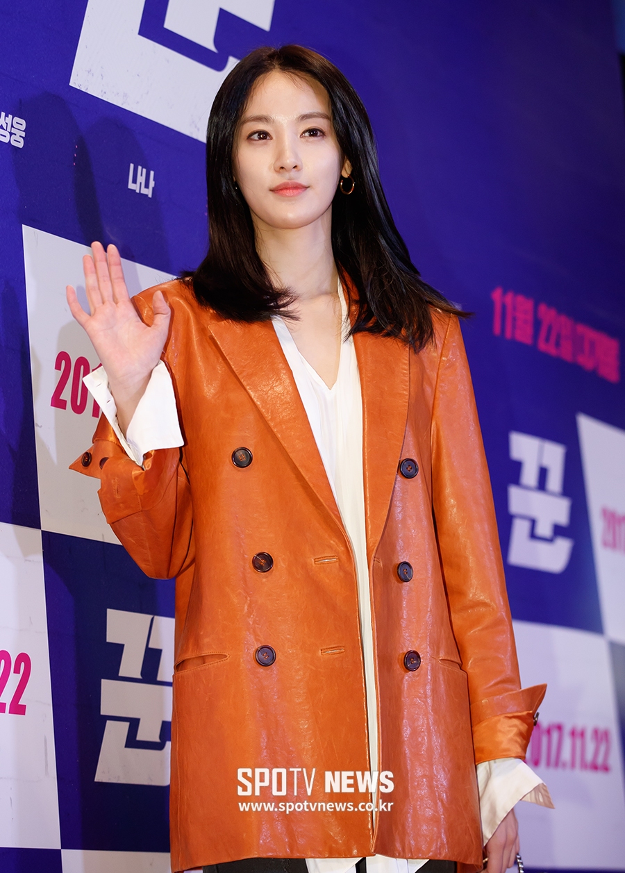 [영상] 지드래곤과 열애설 후 첫 공식 석상 '꾼' 시사회에 참석한 이주연
