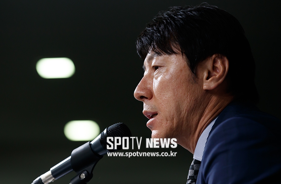 [포토S] 신태용 감독, '동아시아 최강을 향해'