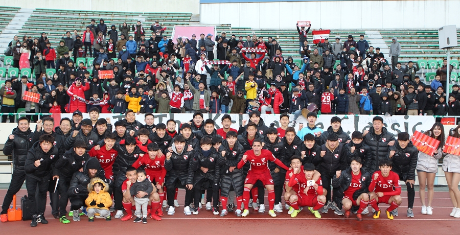 부산 vs 상주…팽팽한 긴장감 흐르는 구덕운동장
