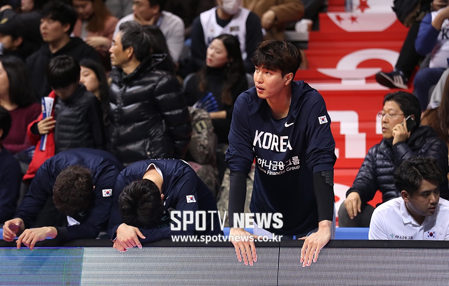 [포토S] 김종규, '내가 끝까지 뛰었어야 했는데'