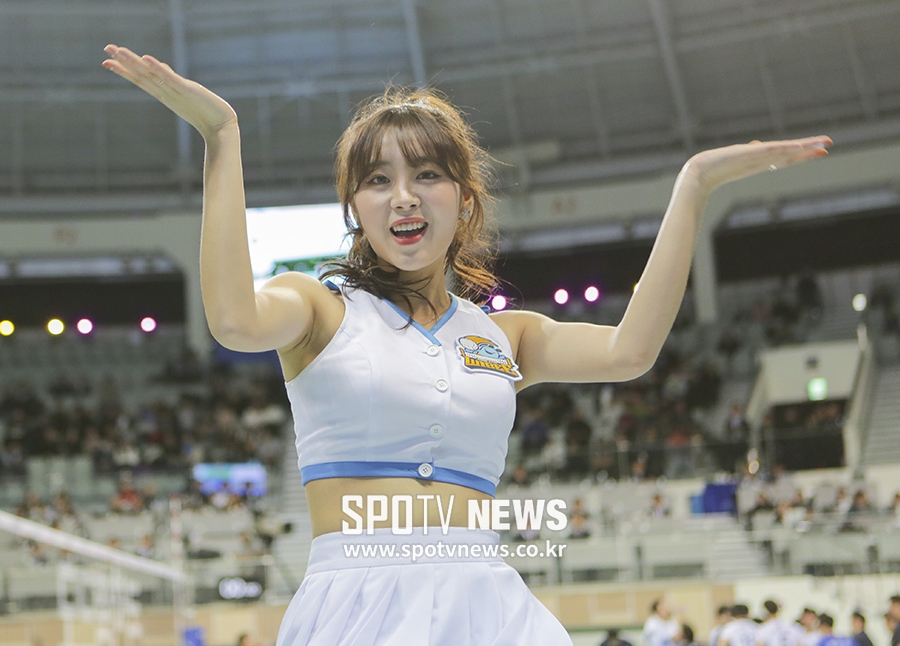 [포토S] 우리카드 치어리더 안지현, '미모 '뿜뿜''