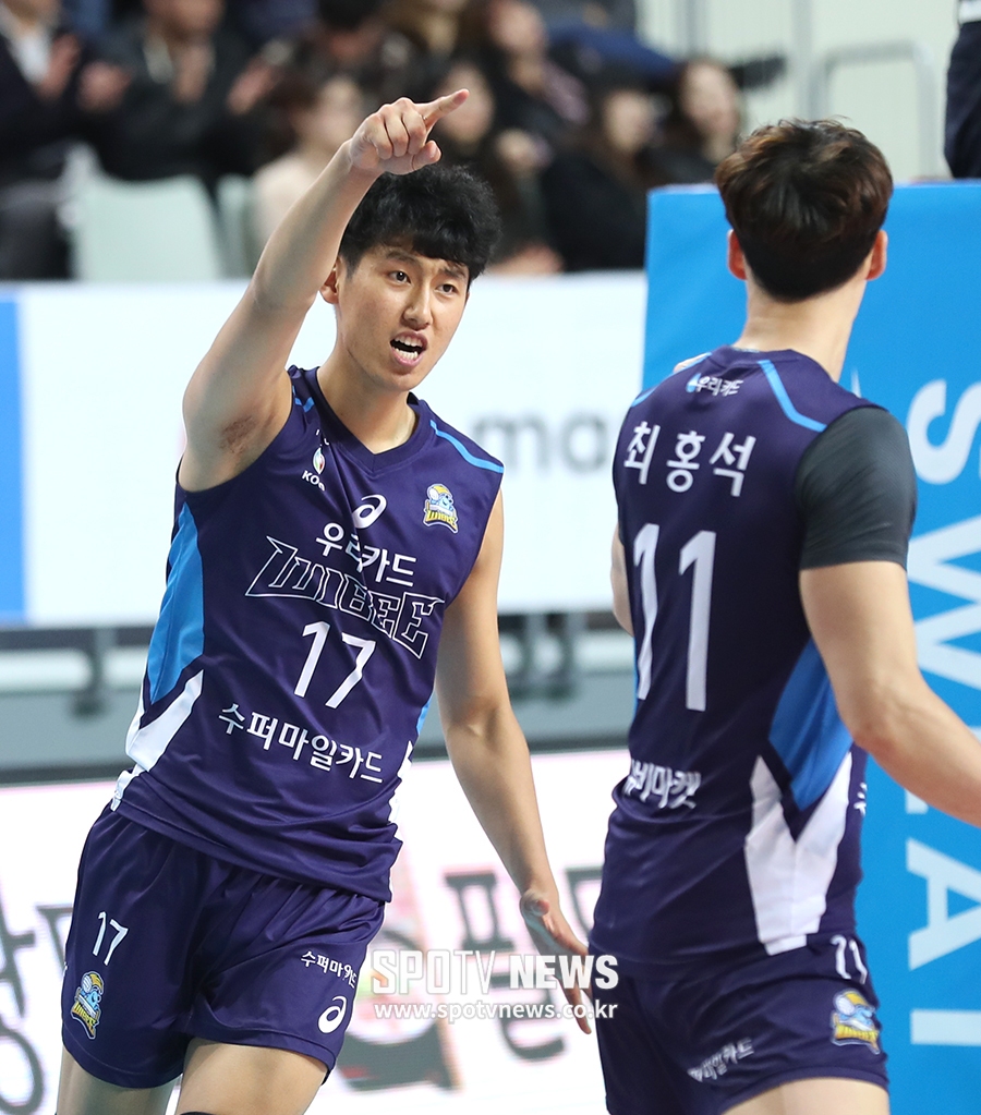[포토S] 우리카드 한성정, '내 득점 봤지'