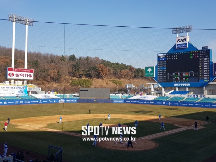 '투수들의 타격전' 자선야구대회, 종범신 팀 16-15 역전승