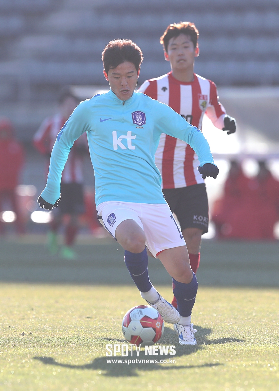 [포토S] 드리블 하는 주세종