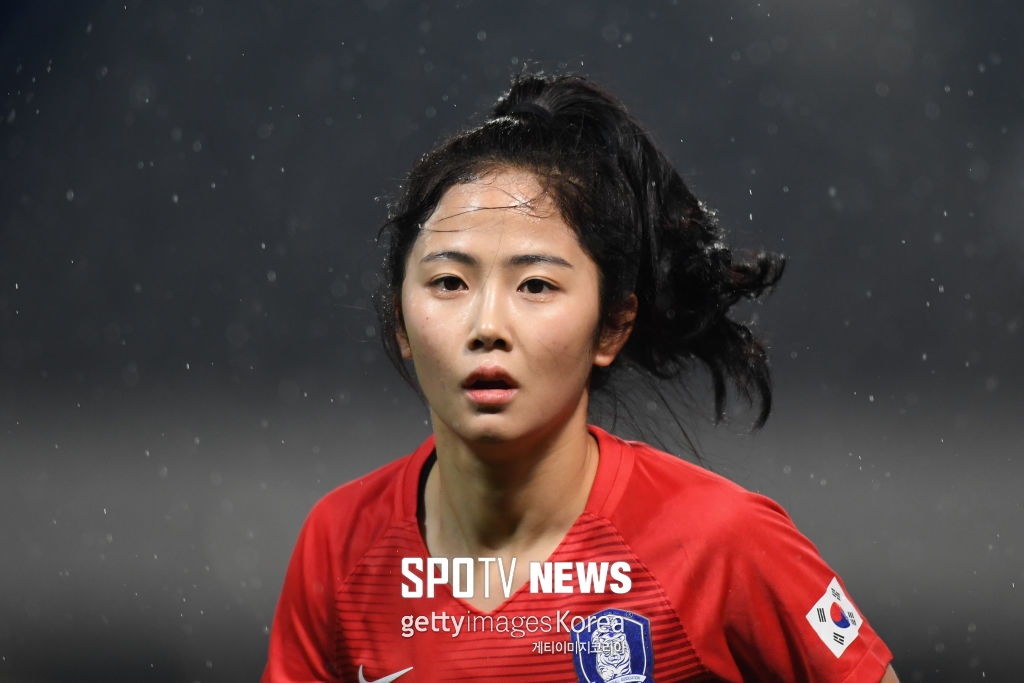 [SPO in 지바] 메시 패스 연구하는 이민아, 손흥민 슛 공부하는 한채린
