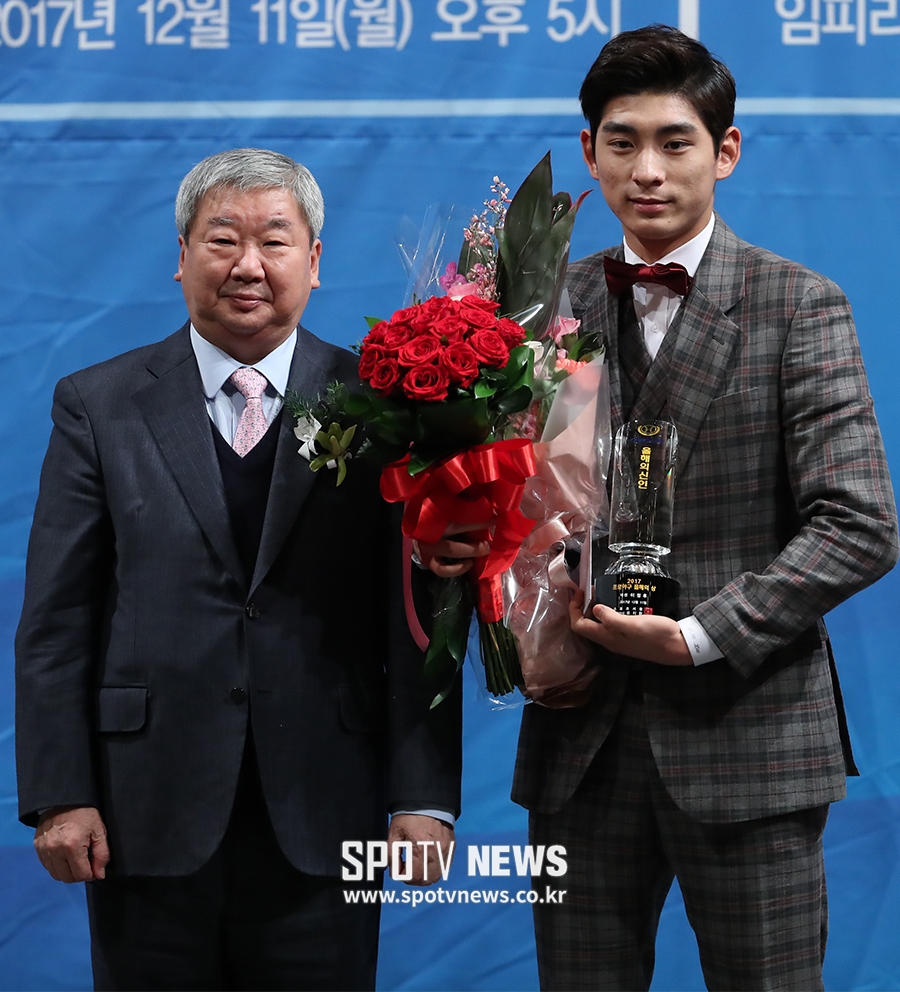 [포토S] 이정후, '신인상은 다 내 것'