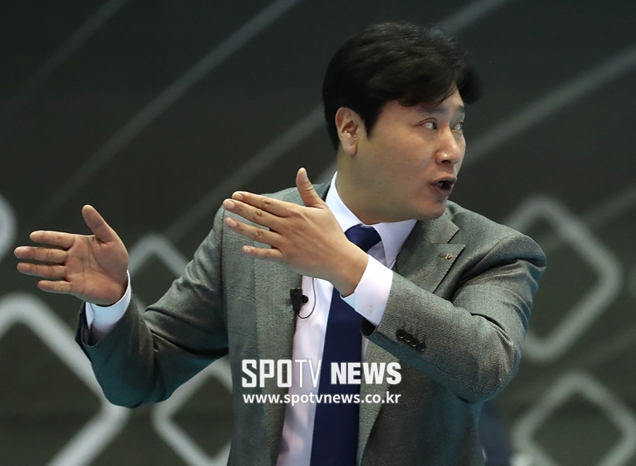 [포토S] 권순찬 감독, '배구는 직진이야'