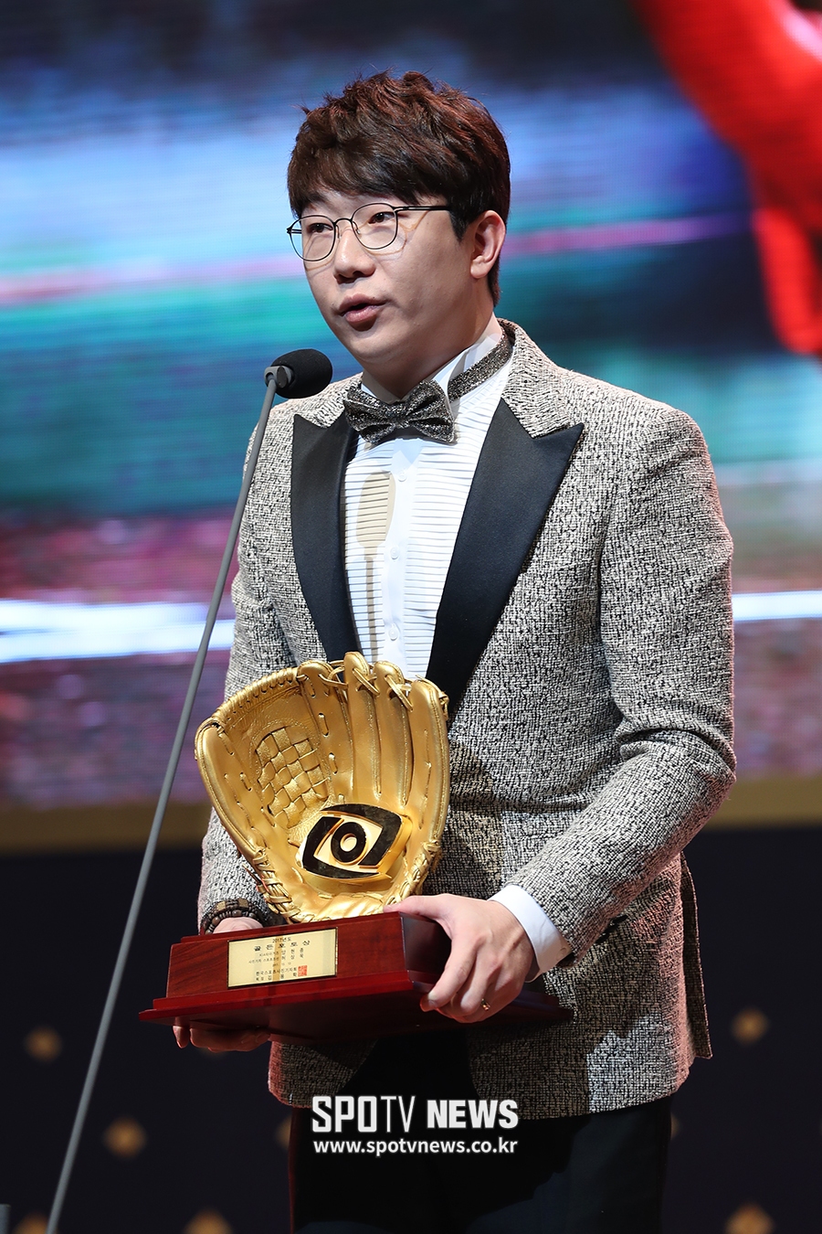 [포토S] 골든포토상 받은 양현종