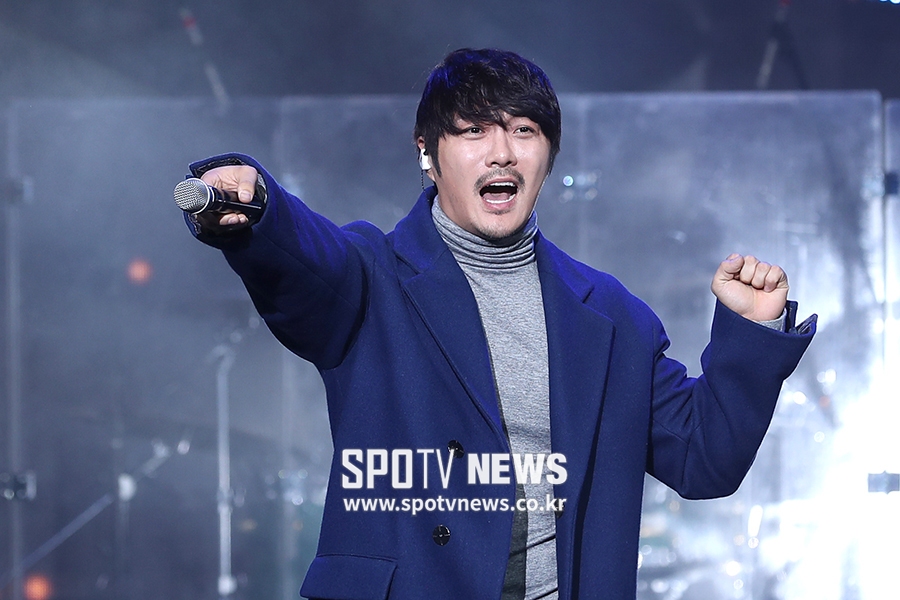 [포토S] KCM, '함께 불러요!'