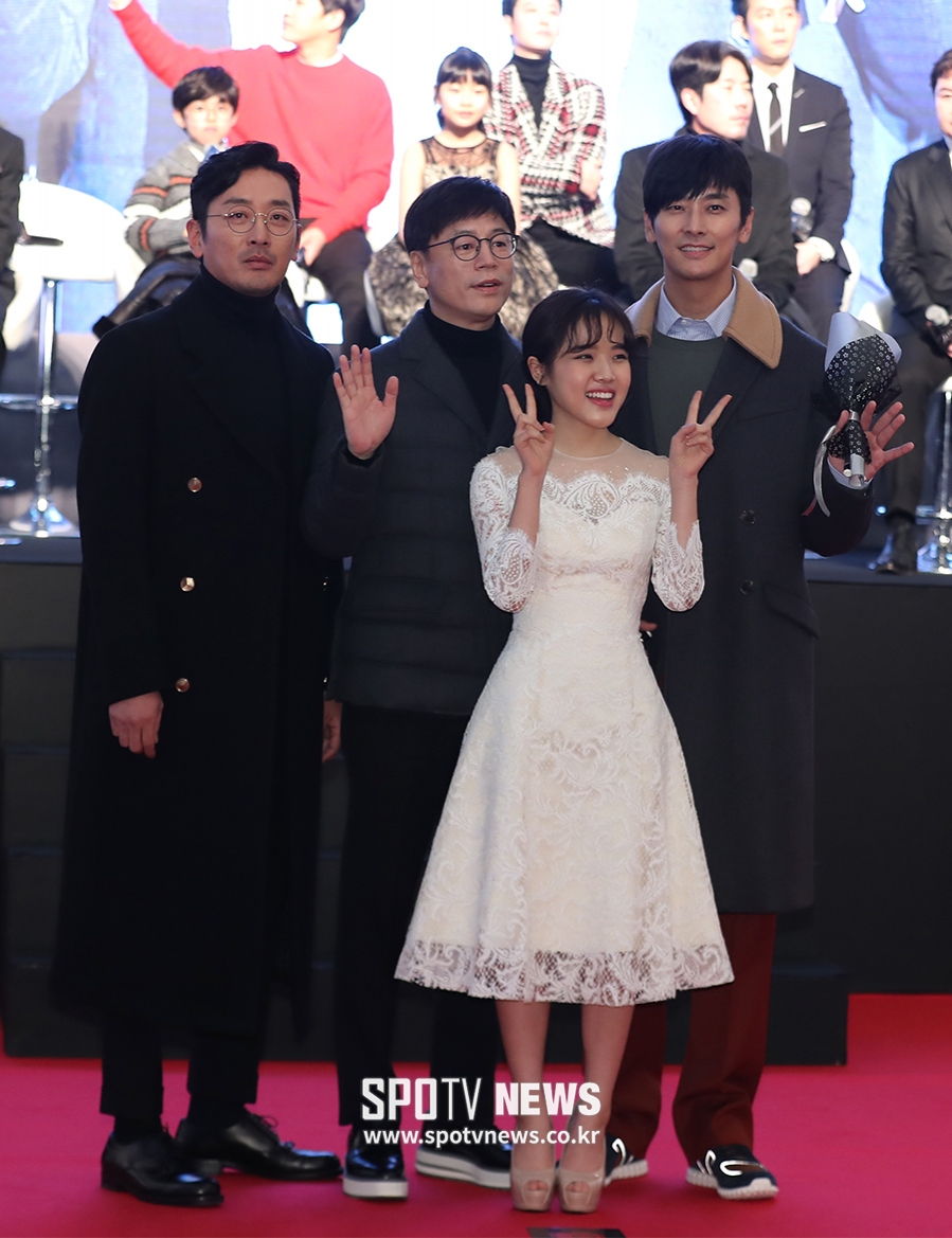 [포토S] '신과 함께 레드카펫에 올랐어요'
