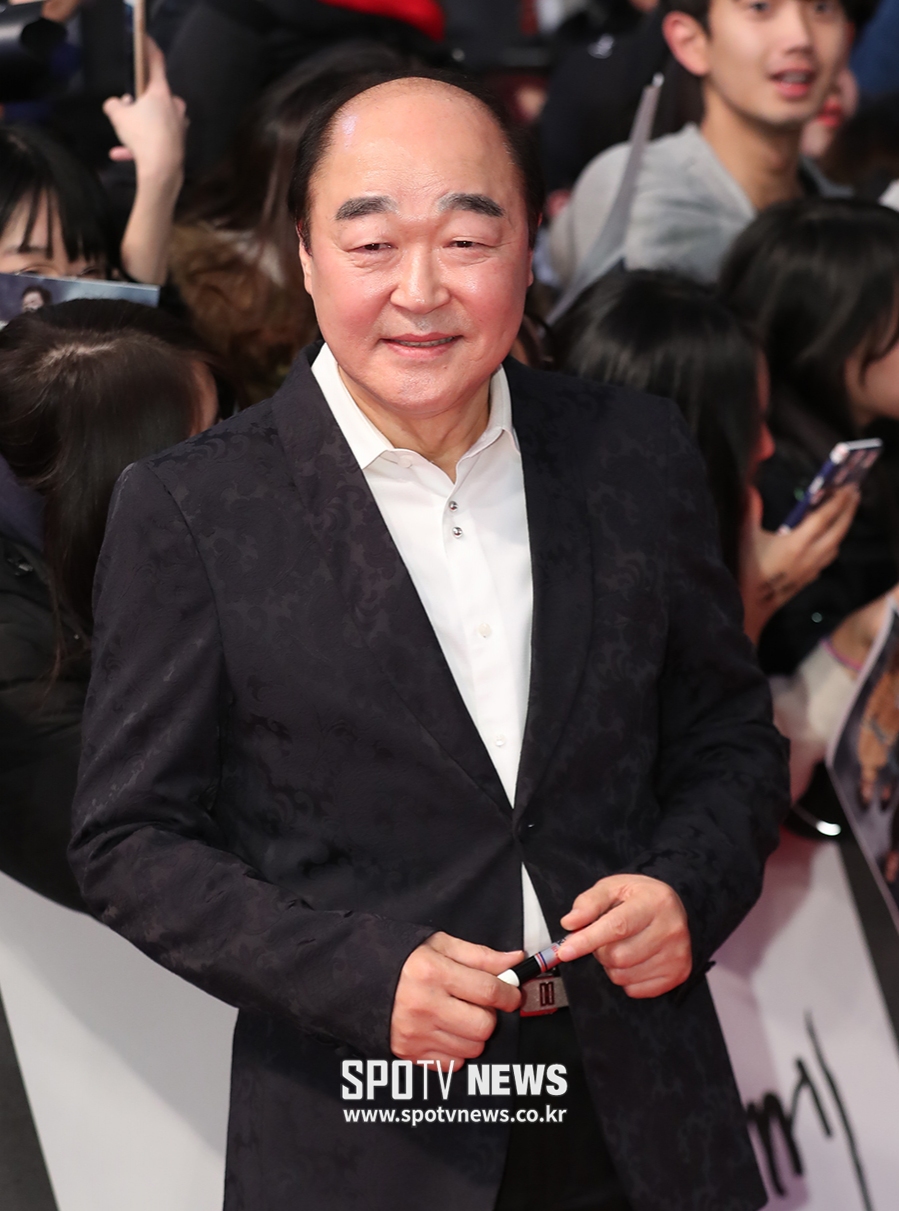 [포토S] 레드카펫에 오른 배우 장광