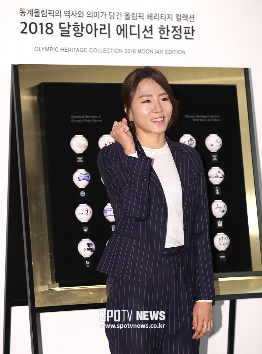 [포토S] 이상화, 달항아리 에디션 2014번의 주인공