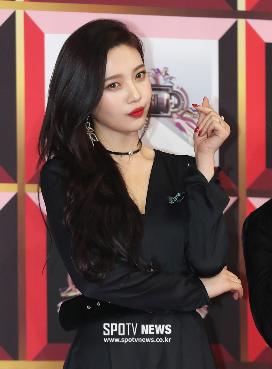 [포토S] 레드벨벳 조이, 섹시한 붉은 입술
