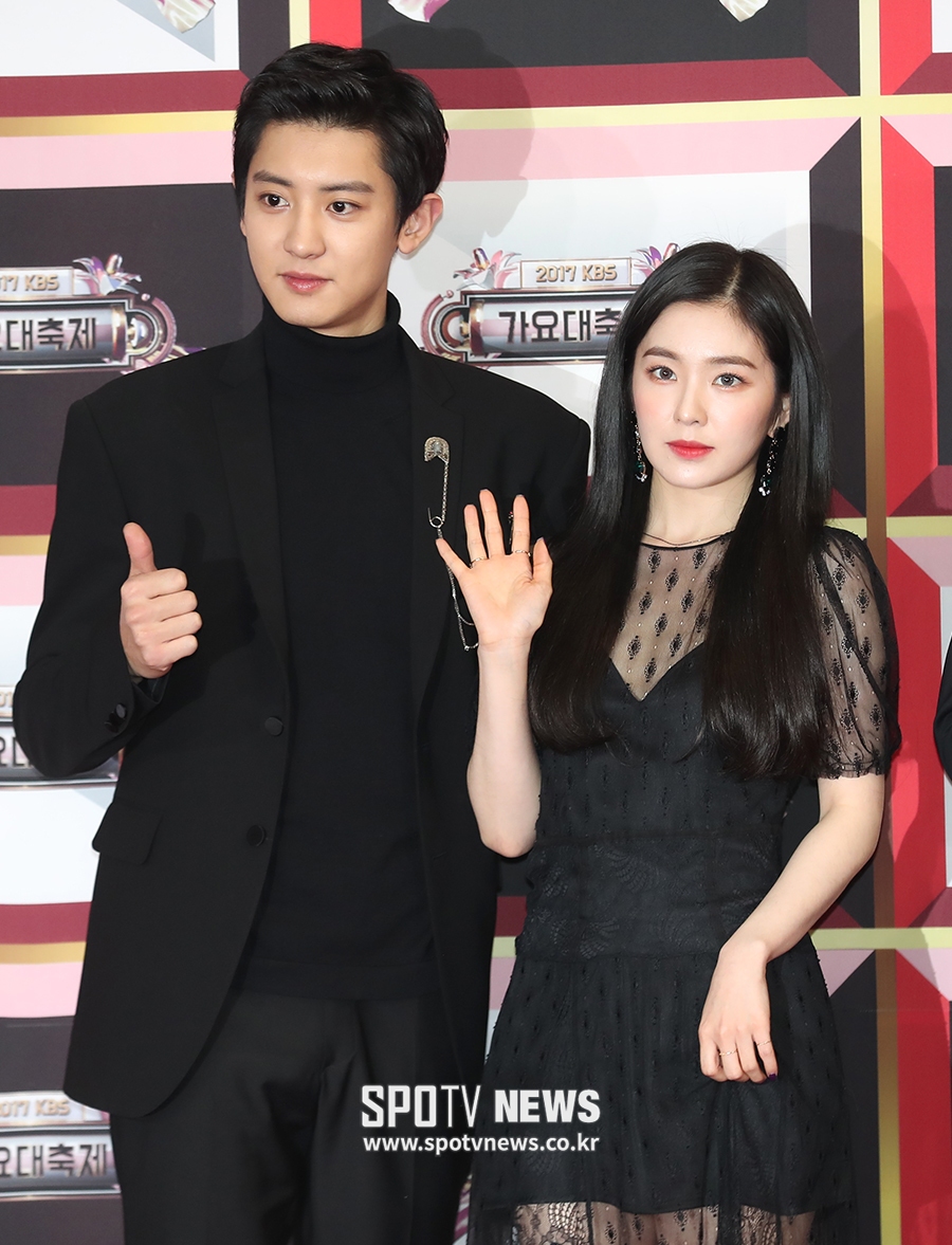 [포토S] 찬열-아이린, 'MC들 미모가 이정도'