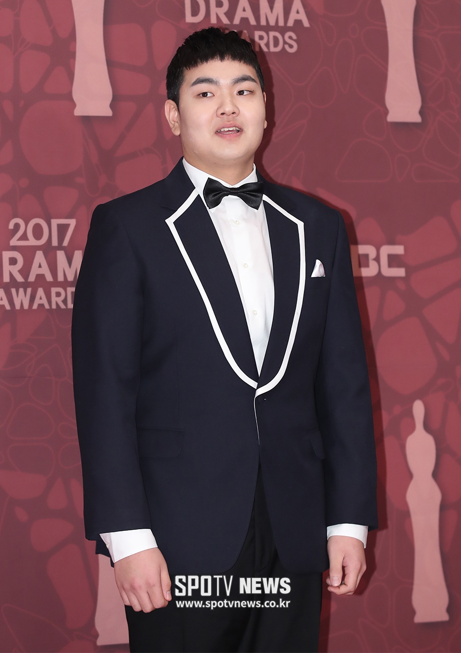 [포토S] 포토월에 오른 배우 손보승
