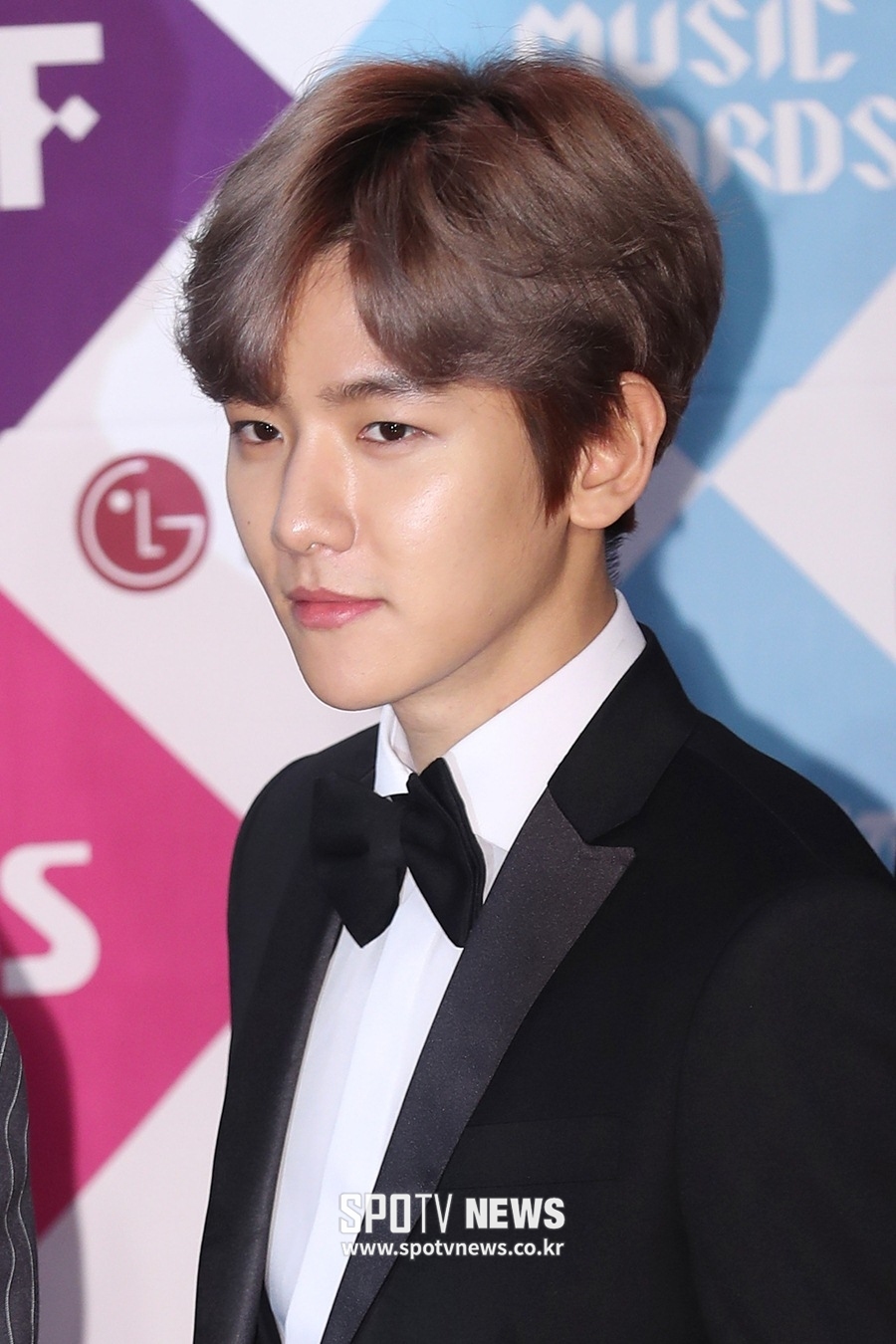 엑소 백현 "팬사인회 발언 사과…위로하고 싶었다"