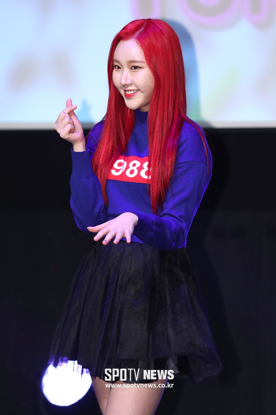 [포토S] 모모랜드 나윤, 빨간 머리 소녀