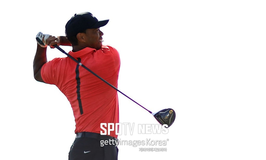 타이거 우즈, 복귀전 앞당겨…파머스 인슈어런스 오픈 출전