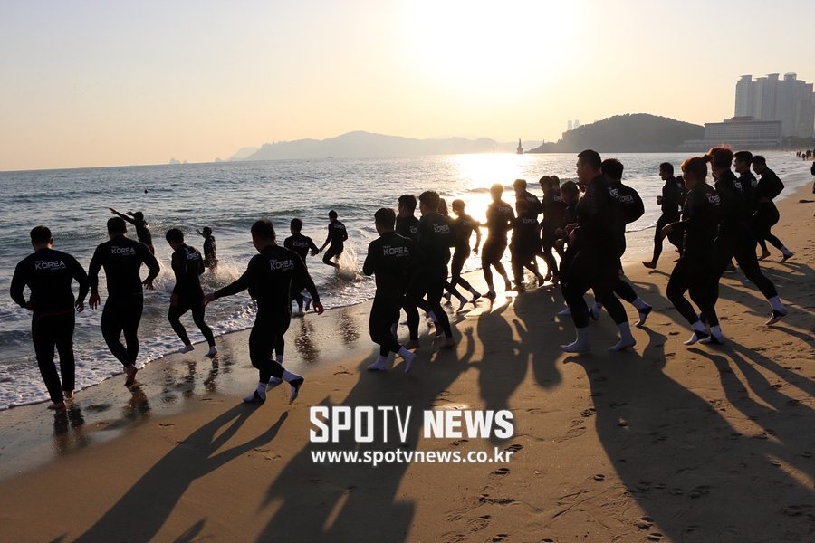 [포토S] 눈부신 태양, 한국 레슬링의 밝은 한 해