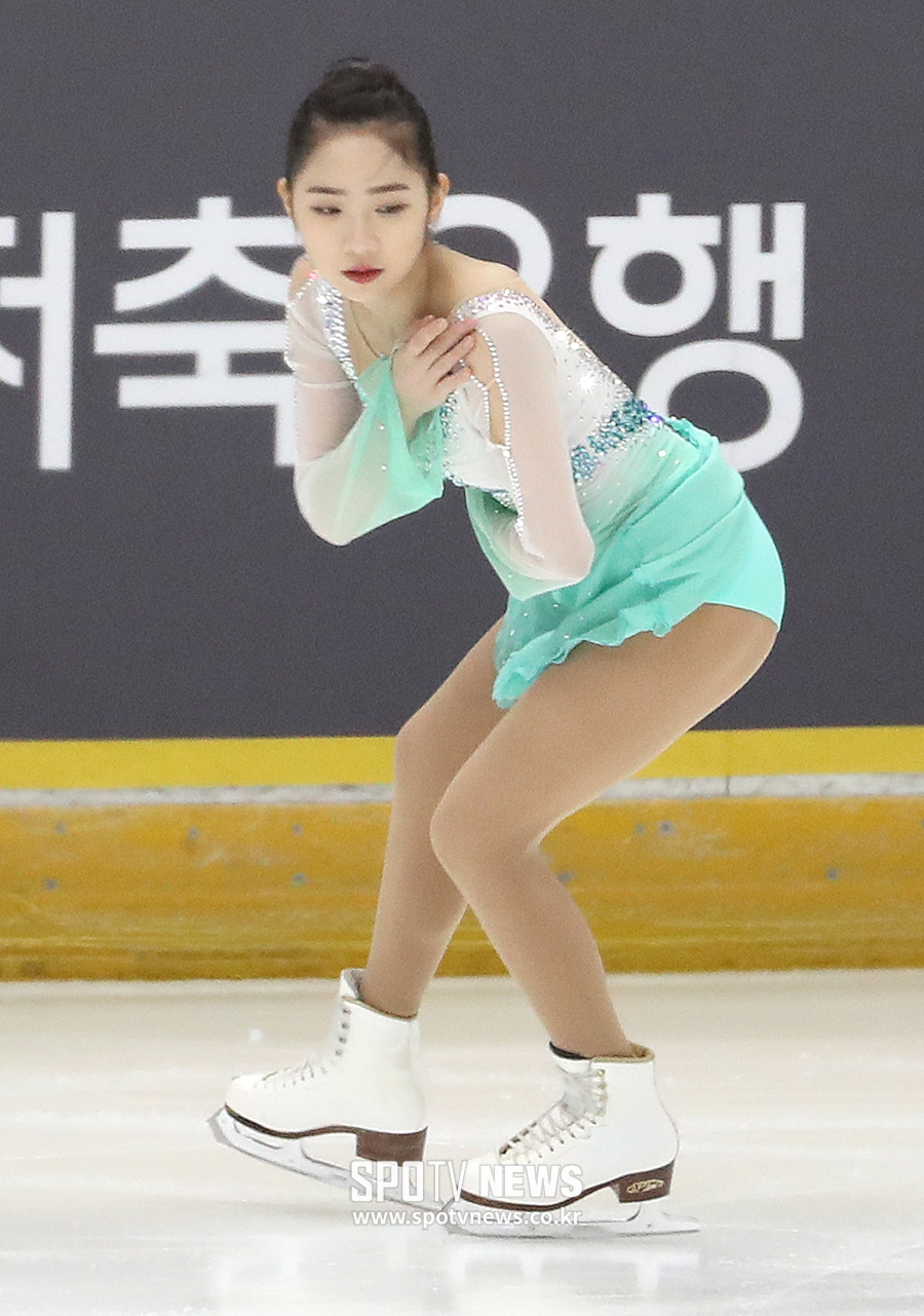 [피겨 선발전] 최다빈, 3차 대회 쇼트 64.11점…평창행 사실상 확정