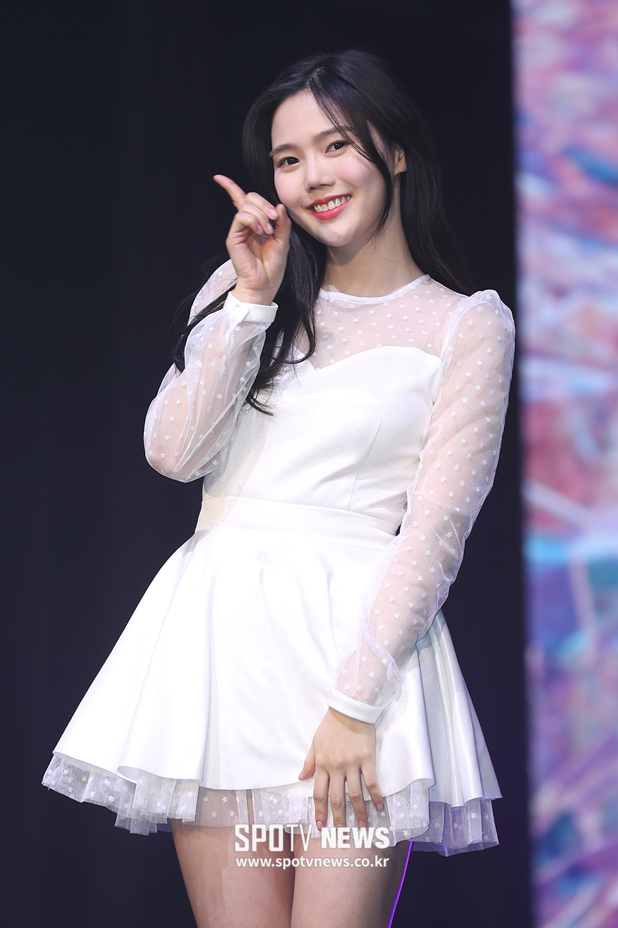 [포토S] 오마이걸 효정, 사랑스러운 아이 콘택트