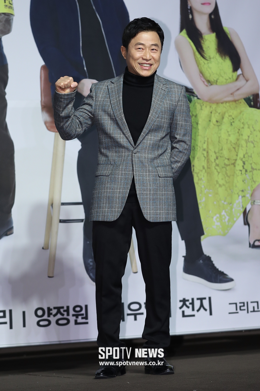[포토S] 포즈 취하는 배우 이문식
