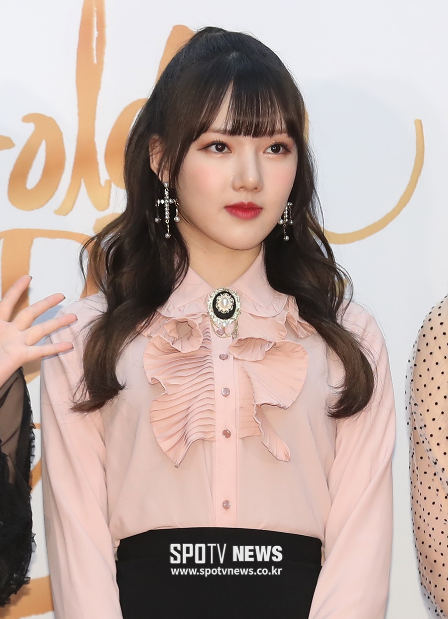 [포토S] 여자친구 예린, 여성미 넘치게
