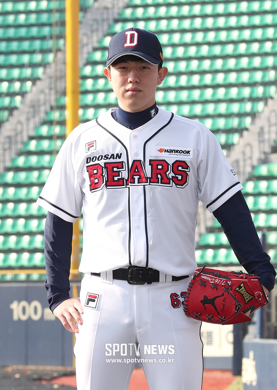 [포토S] 유재유, 김현수 보상선수로 두산에