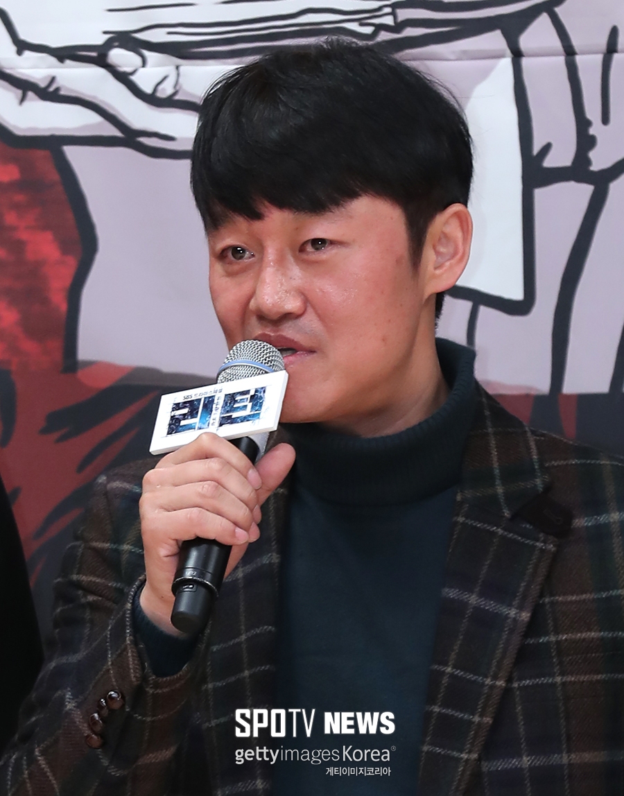 [포토S] 인사하는 주동민 감독