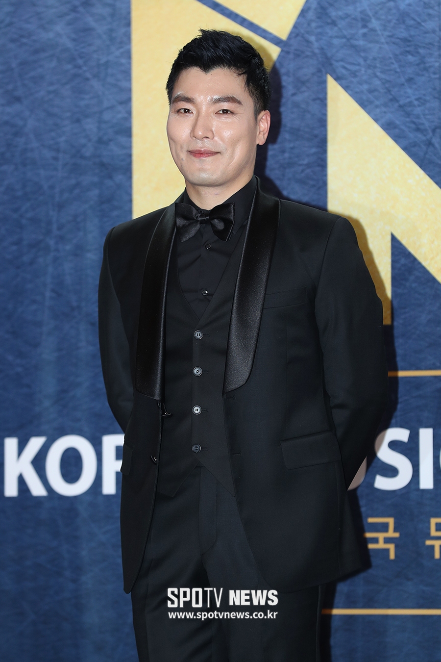 [포토S] 포즈 취하는 뮤지컬 배우 양준모